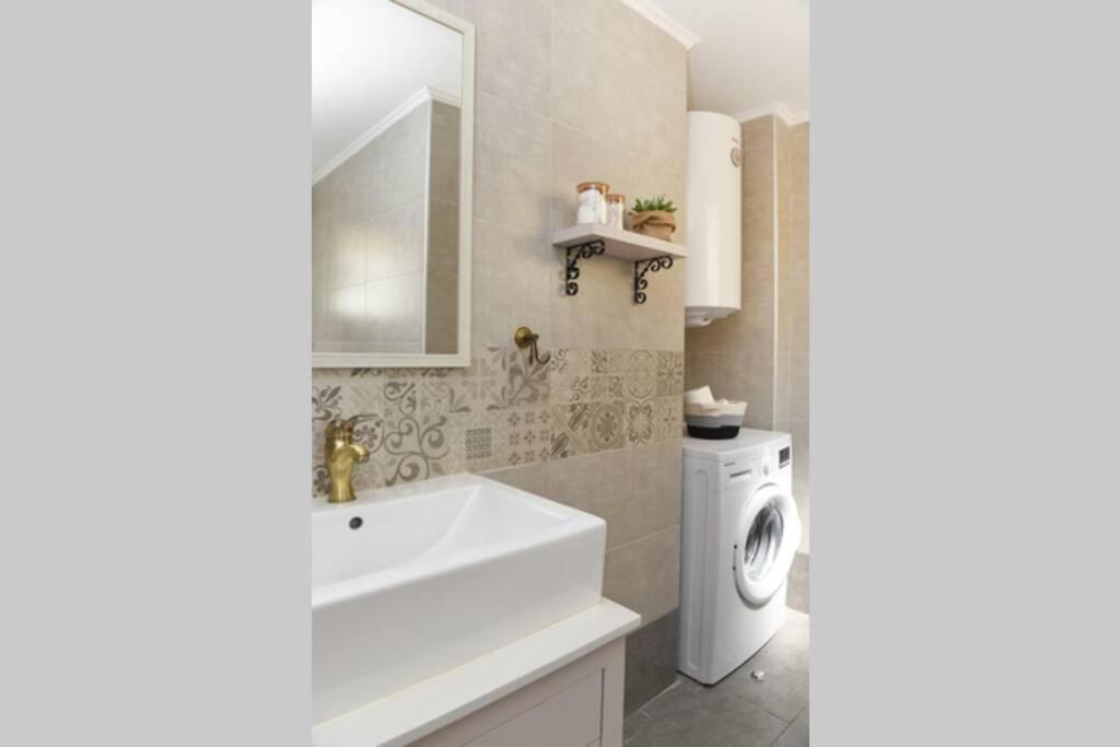 Almanza Apartment Syros Ermoupoli Dış mekan fotoğraf